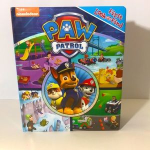 Nickelodeon Paw Patrol first look and find book